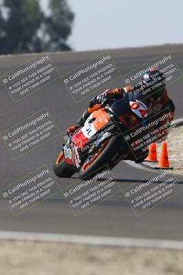 media/Nov-01-2025-TrackDaz (Sat) [[2b4d5192bc]]/B Group/1220pm (Turn 2 Outside)/